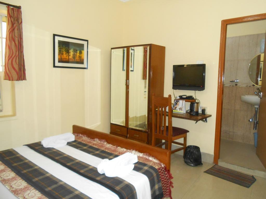 Basera Guest House Kolkata Exterior photo