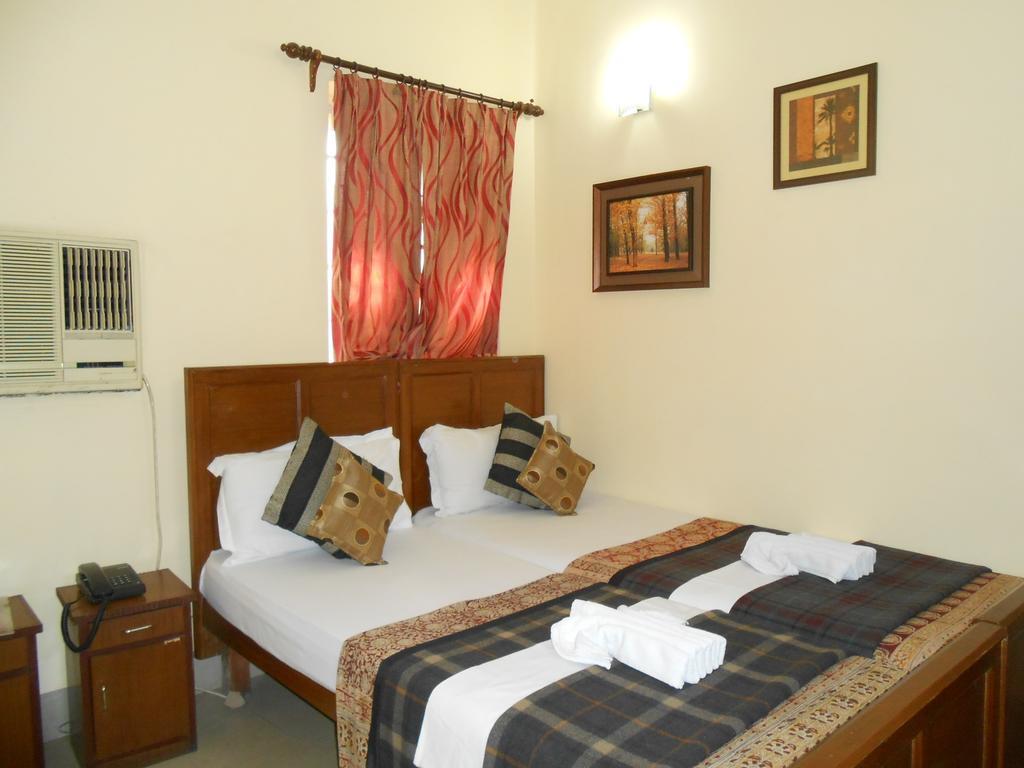 Basera Guest House Kolkata Exterior photo